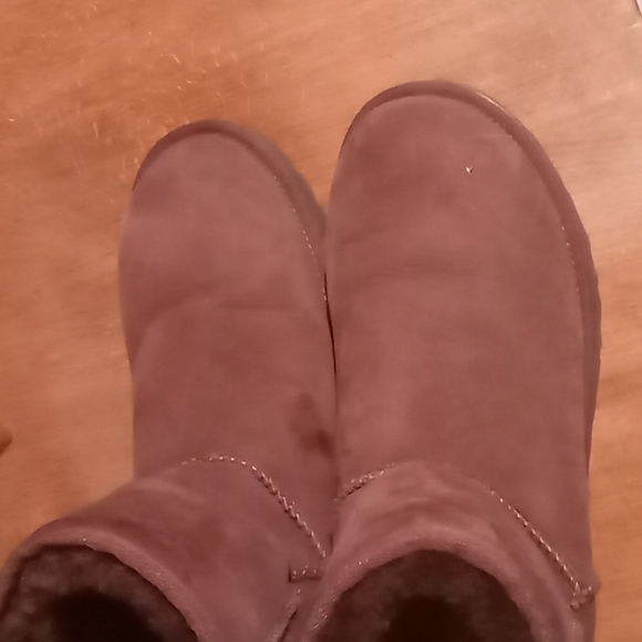 Ugg boots - Picture 6 of 10